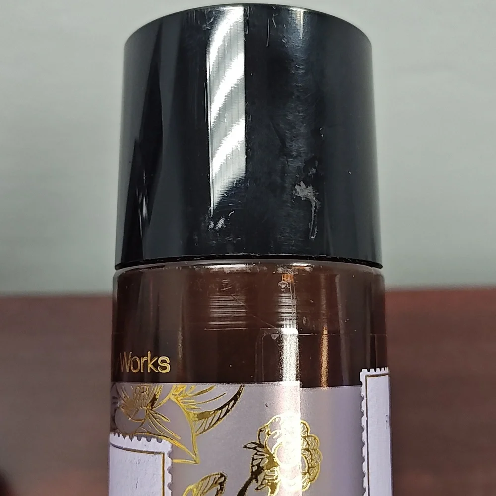 Bath & Body Works oud berry
